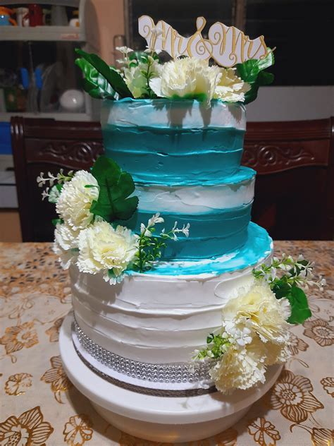 Bikoy's Cakes & Cupcakes .